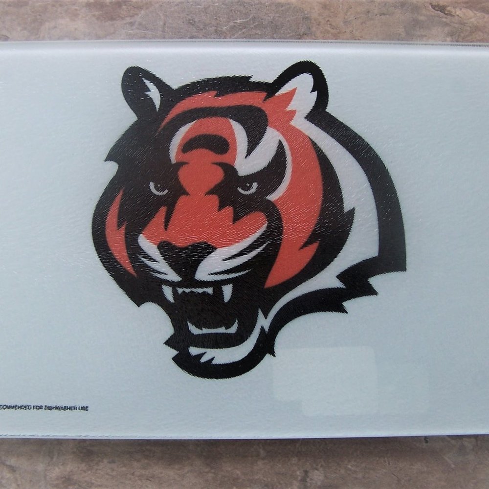 NEW Cincinnati Bengals Football Glass Cutting Board Serve Serving Tray SuperBowl